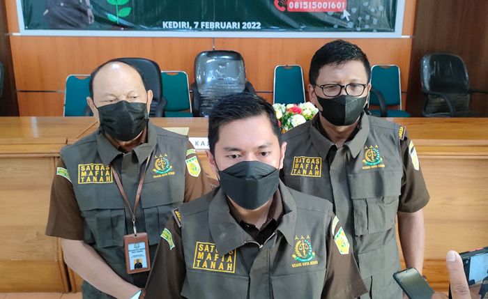 Kejari Kota Kediri Gelar Vaksinasi Booster untuk Pegawai Kejari Kota Kediri Gelar Vaksinasi Booster untuk Pegawai