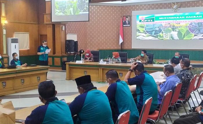 APTI Jatim Siap Majukan Petani Tembakau APTI Jatim Siap Majukan Petani Tembakau