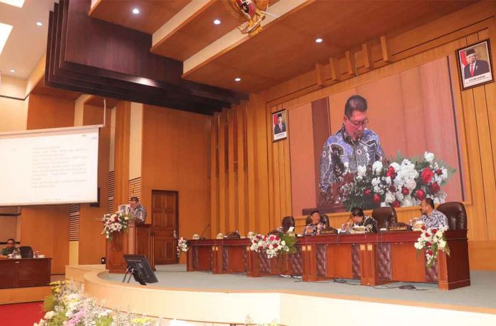 Bupati Malang Sampaikan Rancangan Perubahan APBD 2024 di Rapat Paripurna Bupati Malang Sampaikan Rancangan Perubahan APBD 2024 di Rapat Paripurna
