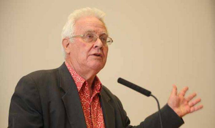 Ben Anderson Meninggal di Batu, Dikenal sebagai Indonesianis dari Universitas Cornell USA