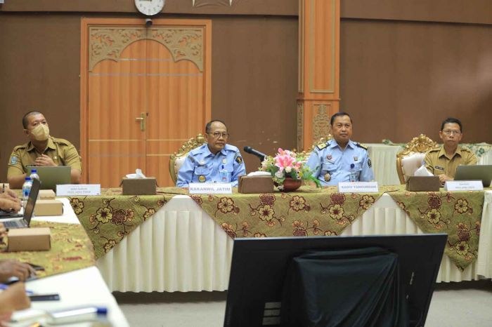 Kemenkumham Jatim Berharap Seluruh Pemda Implementasikan Rencana Aksi HAM Kemenkumham Jatim Berharap Seluruh Pemda Implementasikan Rencana Aksi HAM