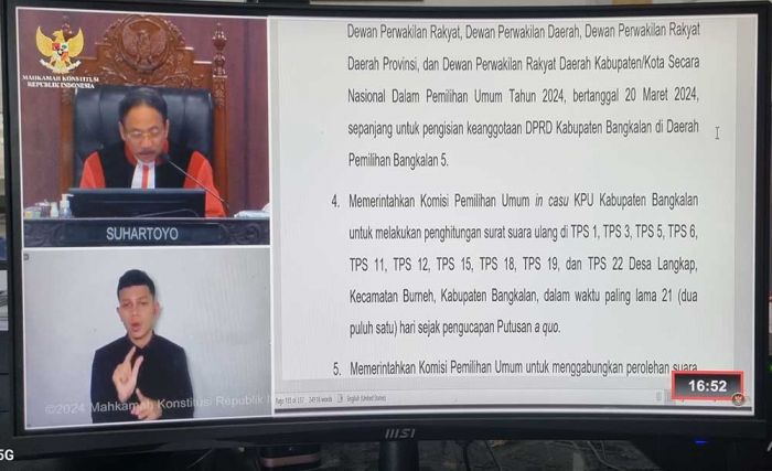 MK Perintahkan Penghitungan Ulang Surat Suara di 10 TPS Desa Langkap MK Perintahkan Penghitungan Ulang Surat Suara di 10 TPS Desa Langkap