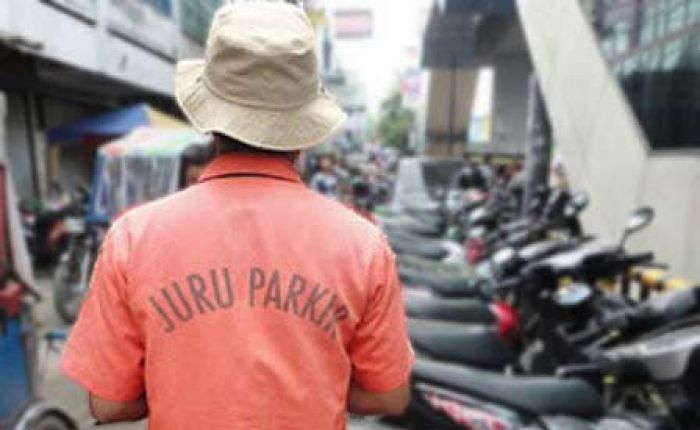 Oknum Dishub Surabaya Terima Upeti Jukir, Diprotes Paguyuban Jukir, Tetap Terapkan e-Parking Oknum Dishub Surabaya Terima Upeti Jukir, Diprotes Paguyuban Jukir, Tetap Terapkan e-Parking