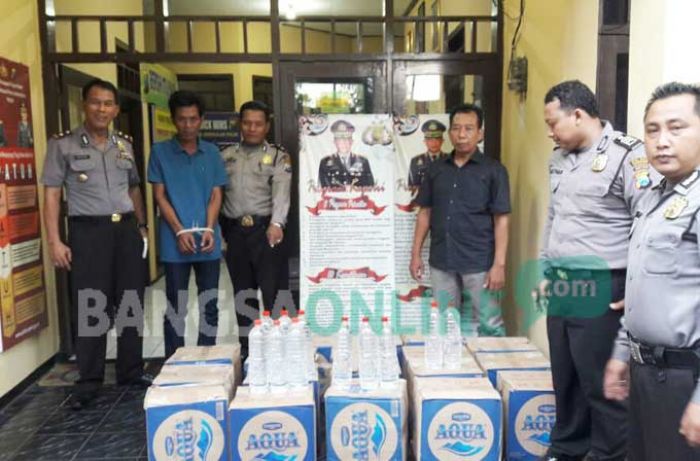 Bawa Ratusan Liter Arak, Warga Tuban Ditangkap Polisi di Jombang
