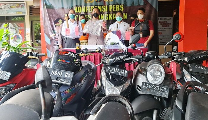Polres Bangkalan Amankan 3 Tersangka Pencurian 11 Sepeda Motor di 13 TKP Polres Bangkalan Amankan 3 Tersangka Pencurian 11 Sepeda Motor di 13 TKP