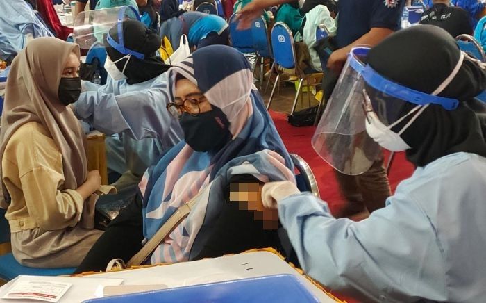 Percepat Herd Immunity, Medical Center Universitas Muhammadiyah Malang Gelar Vaksinasi Massal Percepat Herd Immunity, Medical Center Universitas Muhammadiyah Malang Gelar Vaksinasi Massal