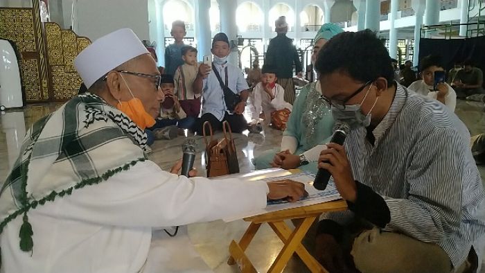 Ikrar Syahadat, Milenial ini Ingin Perdalam Islam Ikrar Syahadat, Milenial ini Ingin Perdalam Islam