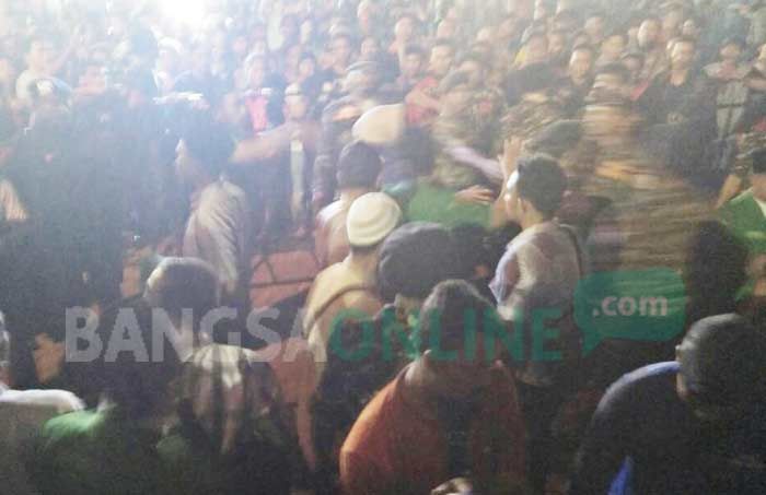 Baku Hantam Banser Tuban dengan Brimob di Konser Wali Diduga Gara-gara Air Minum