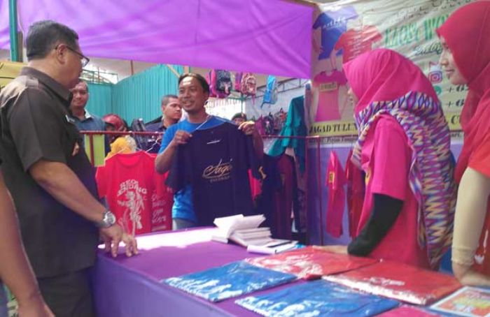 Tekan Inflasi, Pemkab Tulungagung Gelar Pasar Murah di GOR Lembu Peteng Selama Sepekan Tekan Inflasi, Pemkab Tulungagung Gelar Pasar Murah di GOR Lembu Peteng Selama Sepekan