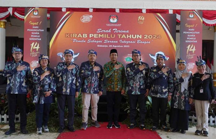 Tiba di Jawa Timur, Kirab Pemilu 2024 Jalur V Disambut Bupati Sidoarjo