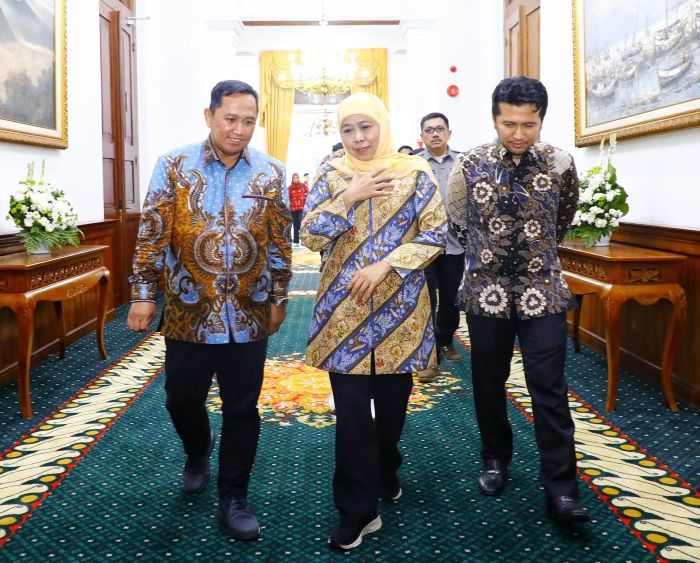 Rakor bersama Kemenkop, Gubernur Jatim Optimis Koperasi Desa Merah Putih Dorong Pertumbuhan Ekonomi Rakor bersama Kemenkop, Gubernur Jatim Optimis Koperasi Desa Merah Putih Dorong Pertumbuhan Ekonomi