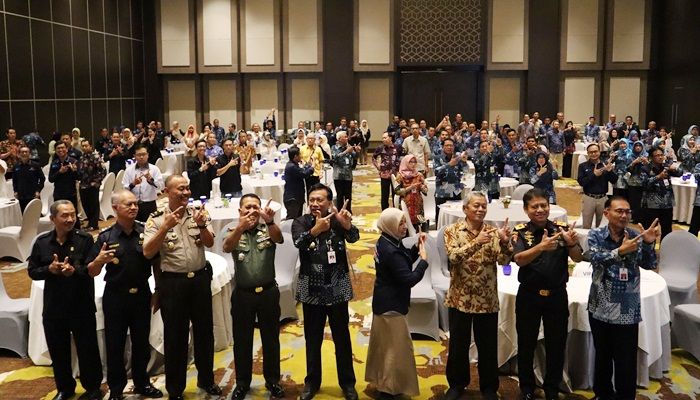 Bupati Sambari Minta BPS Selektif Sensus Penduduk 2020 Bupati Sambari Minta BPS Selektif Sensus Penduduk 2020