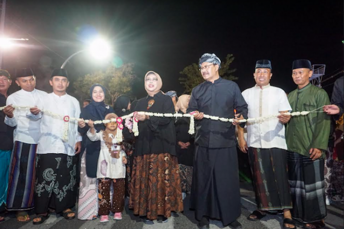 Gus Ipul Resmikan Car Free Night dan Car Free Day Minggu Pertama dan Ketiga di Kota Pasuruan Gus Ipul Resmikan Car Free Night dan Car Free Day Minggu Pertama dan Ketiga di Kota Pasuruan