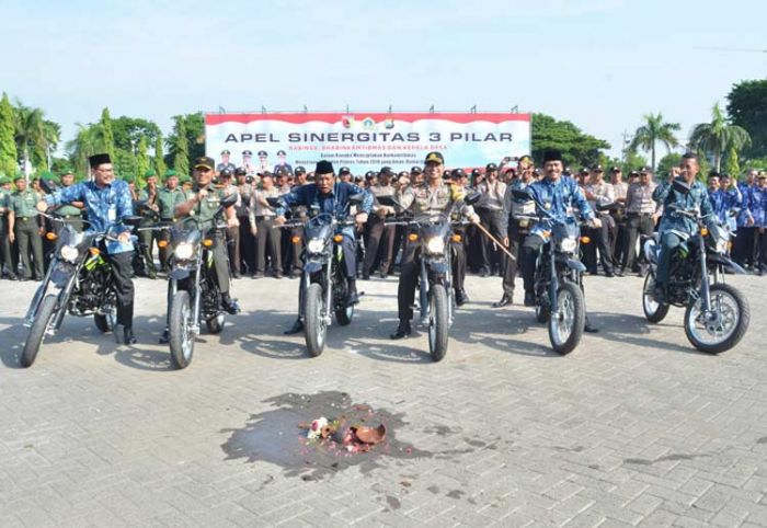 Bupati Sambari Bantu 23 Motor Trail untuk Pejabat Vertikal