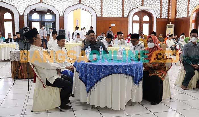 Berikut Pesan Stafsus Presiden saat Hadiri Silaturahmi MUI Gresik Berikut Pesan Stafsus Presiden saat Hadiri Silaturahmi MUI Gresik