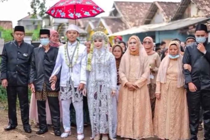 Kisah Pilu, Wanita ini Pergoki Suaminya Selingkuh dengan Ibu Kandungnya Sendiri Kisah Pilu, Wanita ini Pergoki Suaminya Selingkuh dengan Ibu Kandungnya Sendiri