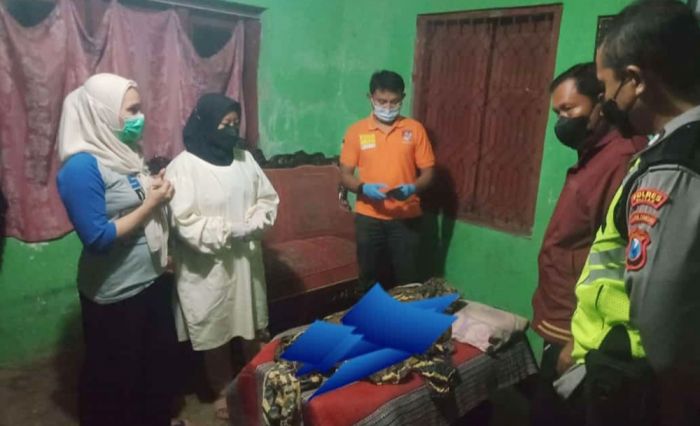Jatuh ke Kolam Koi, Balita di Blitar Meninggal Dunia Jatuh ke Kolam Koi, Balita di Blitar Meninggal Dunia