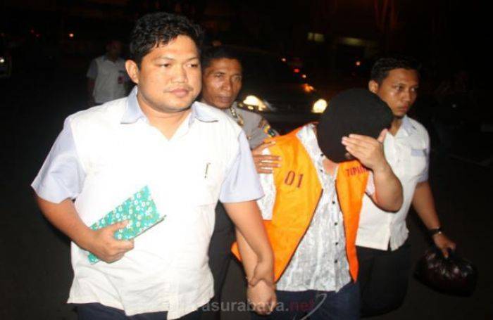 Rugikan Negara Rp 5,6 M, 6 Anggota Bawaslu Jatim jadi Tersangka Rugikan Negara Rp 5,6 M, 6 Anggota Bawaslu Jatim jadi Tersangka