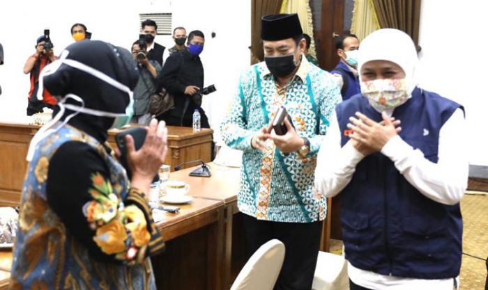 Sah! PSBB akan Diberlakukan di Surabaya, Gresik, dan Sidoarjo, Pokak Cairkan Khofifah dan Risma Sah! PSBB akan Diberlakukan di Surabaya, Gresik, dan Sidoarjo, Pokak Cairkan Khofifah dan Risma