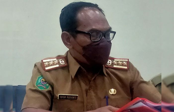 Pertemuannya Jadi Perbincangan, Kepala Disdikpora Trenggalek Angkat Bicara Pertemuannya Jadi Perbincangan, Kepala Disdikpora Trenggalek Angkat Bicara