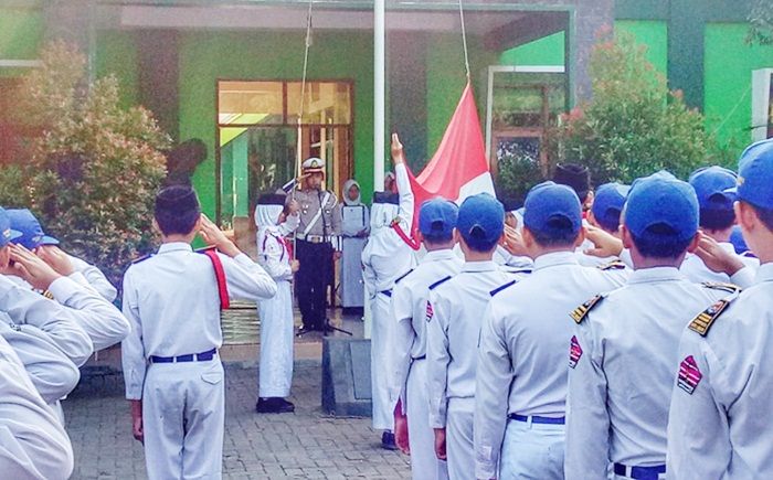 Tekan Laka di Kalangan Pelajar, Satlantas Polres Ngawi Gencar Sosialisasi ke Sekolah Tekan Laka di Kalangan Pelajar, Satlantas Polres Ngawi Gencar Sosialisasi ke Sekolah