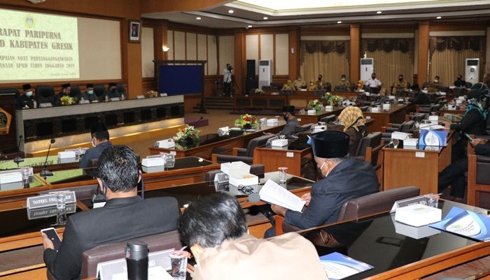 DPRD Gresik Gelar Paripurna Nota Pertanggungjawaban APBD 2019 DPRD Gresik Gelar Paripurna Nota Pertanggungjawaban APBD 2019