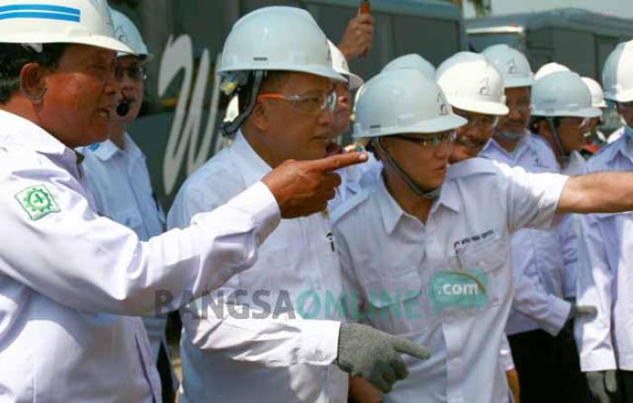 Kunjungan ke Gresik, Menristekdikti Saksikan Produk Rubber Airbag Produk dalam Negeri di PT. Marina Kunjungan ke Gresik, Menristekdikti Saksikan Produk Rubber Airbag Produk dalam Negeri di PT. Marina
