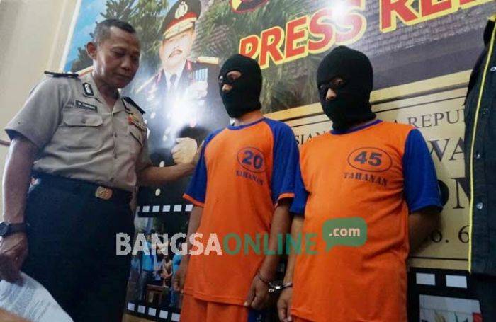  Bawa  Satu Truk  Kayu  Mahoni Tanpa Surat Lengkap Dua Warga 