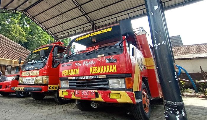 Ada Ratusan Desa dan Puluhan Kecamatan, Kabupaten Blitar Hanya Miliki 3 Unit Mobil Damkar Ada Ratusan Desa dan Puluhan Kecamatan, Kabupaten Blitar Hanya Miliki 3 Unit Mobil Damkar