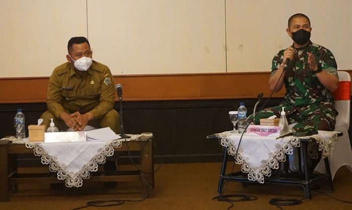 PPKM Level 3, Forkopimda Gresik Maksimalkan penerapan Protokol Kesehatan Jelang Pilkades Serentak PPKM Level 3, Forkopimda Gresik Maksimalkan penerapan Protokol Kesehatan Jelang Pilkades Serentak