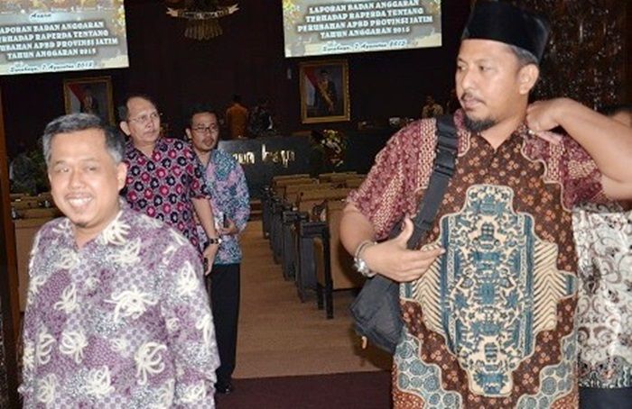Renville Antonio: Berkat Dizalimi Terus, Elektabilitas Demokrat Naik Sendiri Renville Antonio: Berkat Dizalimi Terus, Elektabilitas Demokrat Naik Sendiri