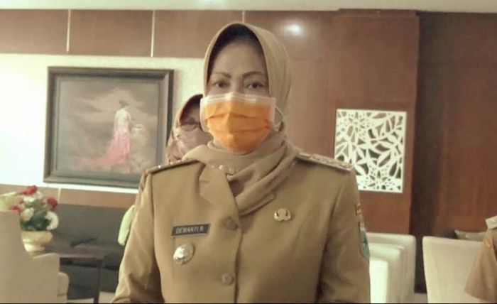Wali Kota Batu Ancam Cabut Izin Usaha Perusahaan yang Abaikan Inpres No. 6 Tahun 2020 Wali Kota Batu Ancam Cabut Izin Usaha Perusahaan yang Abaikan Inpres No. 6 Tahun 2020