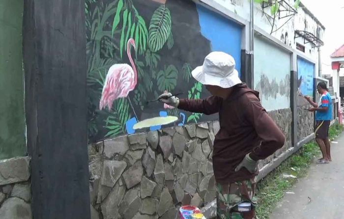 Mengintip Wisata Mural di Kebonsari Jember Mengintip Wisata Mural di Kebonsari Jember