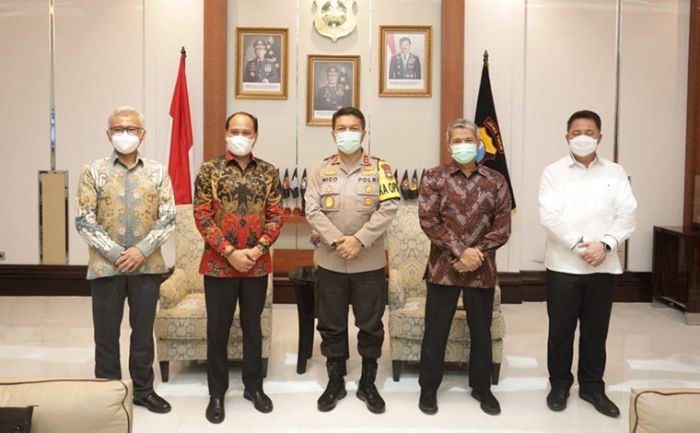 Polda Jatim dan PT. Semen Indonesia Siap Kerja Sama Jaga Ketersediaan dan Stabilitas Harga Semen Polda Jatim dan PT. Semen Indonesia Siap Kerja Sama Jaga Ketersediaan dan Stabilitas Harga Semen