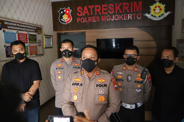 Kurang dari 24 Jam, Polres Mojokerto Berhasil Amankan Pelaku Pembacokan Pelajar SMK Kurang dari 24 Jam, Polres Mojokerto Berhasil Amankan Pelaku Pembacokan Pelajar SMK