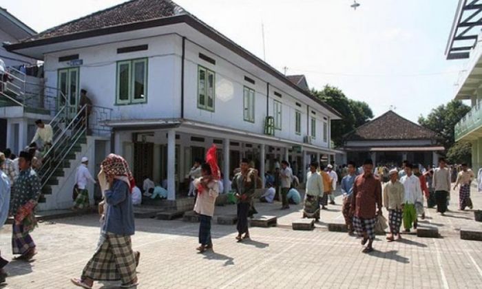Pesantren dan Lembaga Pendidikan Formal, Mencari Solusi Punishment Pesantren dan Lembaga Pendidikan Formal, Mencari Solusi Punishment