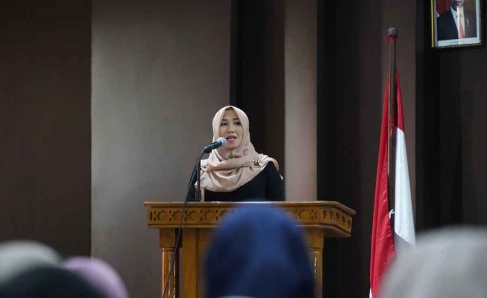 Calon DPD RI dari Jawa Timur ini Paparkan Peran Perempuan di Dunia Politik