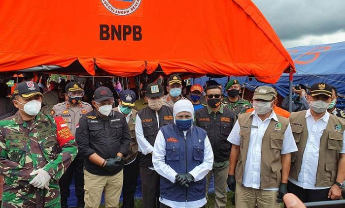 Gubernur Jatim Kunjungi Ponpes Darussalam Blokagung, Pastikan Pelayanan Terbaik untuk Santri Gubernur Jatim Kunjungi Ponpes Darussalam Blokagung, Pastikan Pelayanan Terbaik untuk Santri