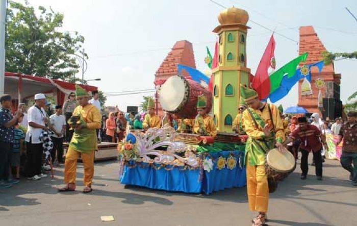 Pawai Muslim dan Kirab Agung Meriahkan Tahun Baru Islam 1437 H di Mojokerto