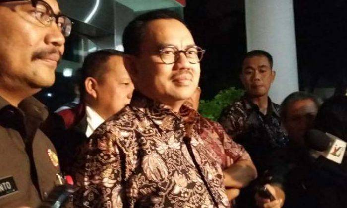 Sudirman Said dapat Penghargaan KPK, Setnov tak Jadi Laporkan ke Polisi Sudirman Said dapat Penghargaan KPK, Setnov tak Jadi Laporkan ke Polisi