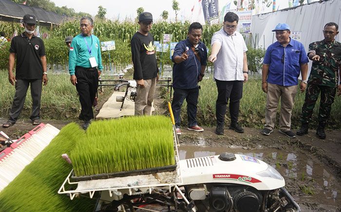 Bupati Kediri Kuatkan Daya Tawar Petani di Wilayahnya Bupati Kediri Kuatkan Daya Tawar Petani di Wilayahnya