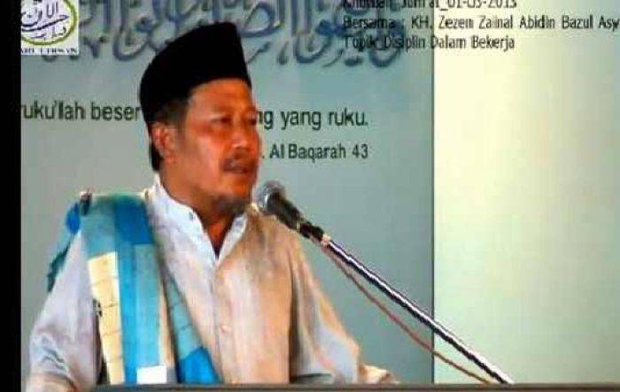 Kini Ada Pendangkalan Khittah NU, Kiai Zezen Ajak tangkal Penyusupan di Luar Aswaja Kini Ada Pendangkalan Khittah NU, Kiai Zezen Ajak tangkal Penyusupan di Luar Aswaja