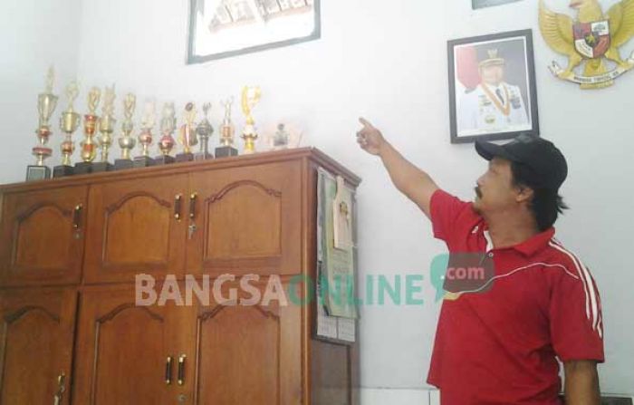 Balai Desa Mojoruntut Krembung Diobok-obok Maling, Dua Monitor Komputer Raib Balai Desa Mojoruntut Krembung Diobok-obok Maling, Dua Monitor Komputer Raib