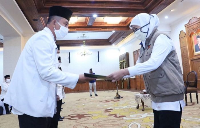 Gubernur Khofifah Minta Mubaligh Aktif Edukasi Masyarakat soal Bahaya Covid-19 Gubernur Khofifah Minta Mubaligh Aktif Edukasi Masyarakat soal Bahaya Covid-19