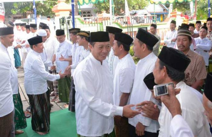 Safari Ramadan ke 20 Kecamatan, Bupati dan Wabup Tuban Bagikan Berbagai Bantuan Safari Ramadan ke 20 Kecamatan, Bupati dan Wabup Tuban Bagikan Berbagai Bantuan