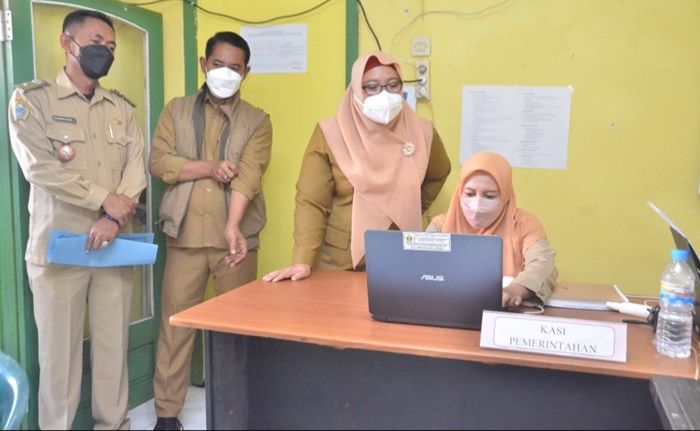 Serap Aspirasi Warga, Wabup Gresik Ngantor di Desa Morobakung Serap Aspirasi Warga, Wabup Gresik Ngantor di Desa Morobakung