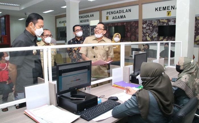 MPP Lamongan, Komitmen Pemkab Wujudkan Pelayanan Publik yang Mudah dan Cepat MPP Lamongan, Komitmen Pemkab Wujudkan Pelayanan Publik yang Mudah dan Cepat
