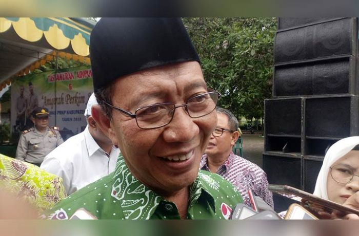 Toko Kumuh dan Berlumut Dinilai Merusak Pemandangan Wajah Kota Tuban Toko Kumuh dan Berlumut Dinilai Merusak Pemandangan Wajah Kota Tuban