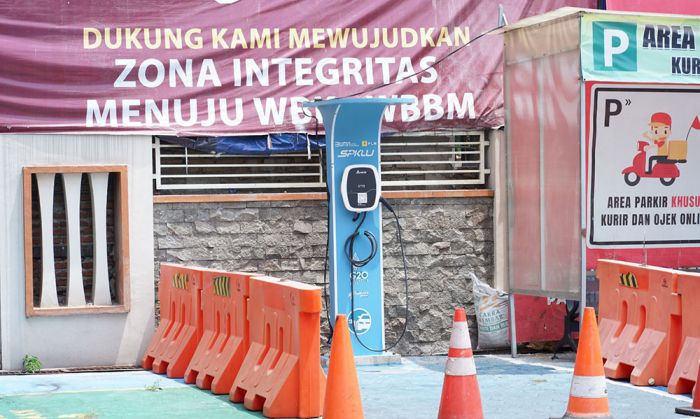 Jadi Pionir, Kantor Imigrasi Malang Sediakan SPKLU untuk Implementasikan Perpres 55/2019 Jadi Pionir, Kantor Imigrasi Malang Sediakan SPKLU untuk Implementasikan Perpres 55/2019