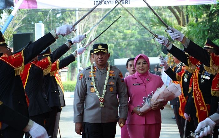 AKBP Febri Isman Jaya Resmi Jabat Kapolres Bangkalan, Berikut Profilnya yang Kenyang Pengalaman AKBP Febri Isman Jaya Resmi Jabat Kapolres Bangkalan, Berikut Profilnya yang Kenyang Pengalaman